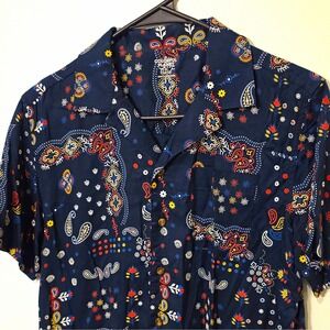 Colorful Planet Blue Paisley Collared SS Woven Rayon Button-Up Women's XL #228